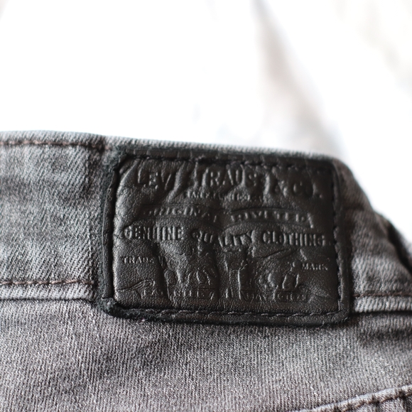 Levi's jeans - Picture 3 of 3